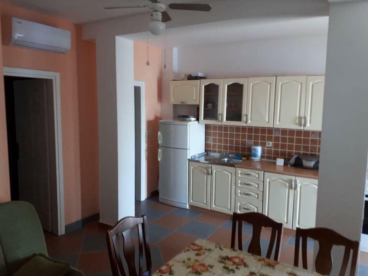 Apartments Horvat On Island Pag Vlašići Εξωτερικό φωτογραφία
