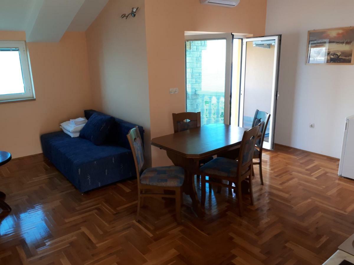Apartments Horvat On Island Pag Vlašići Εξωτερικό φωτογραφία
